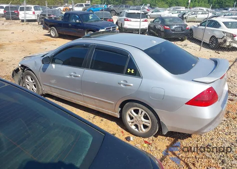 2006 Honda Accord 2.4 Ex из США, поврежденный, VIN 1HGCM56836A046955